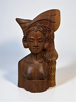 Антикварный бюст женщины, дерево, Тайланд 1960-е г.